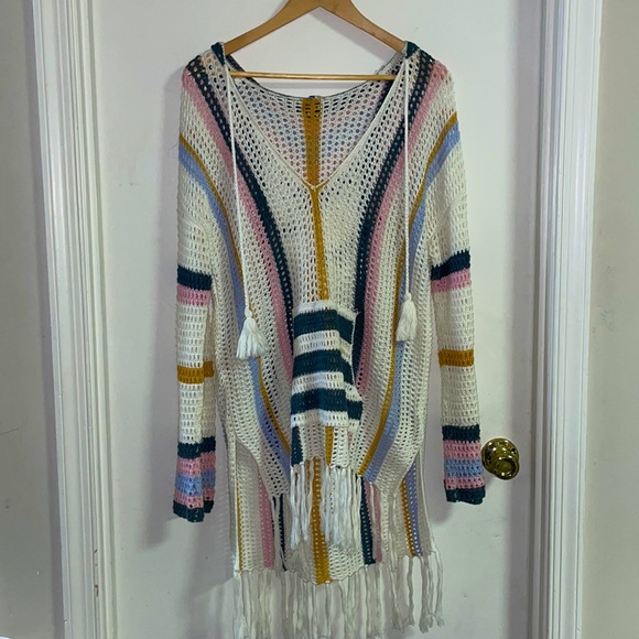 Forever 21 Sweaters - 🌸 ‼️FINAL SALE‼️ Vtg F21 Crochet Mixed Knit Fringe Hooded Sweater